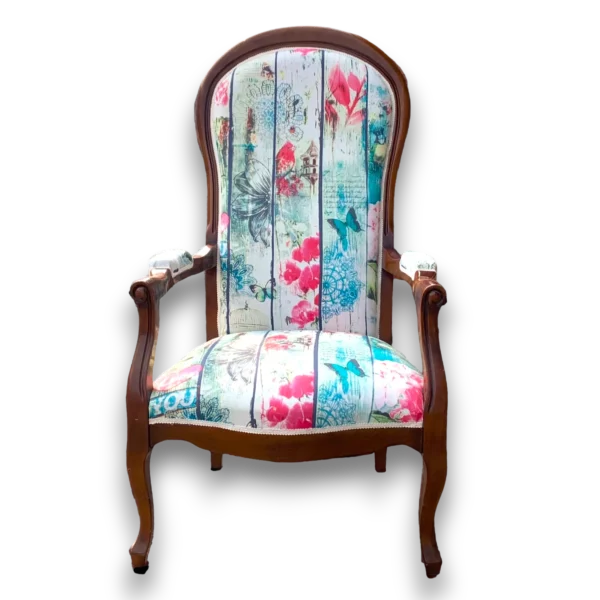 Fauteuil style Voltaire en noyer 'Amarylis'